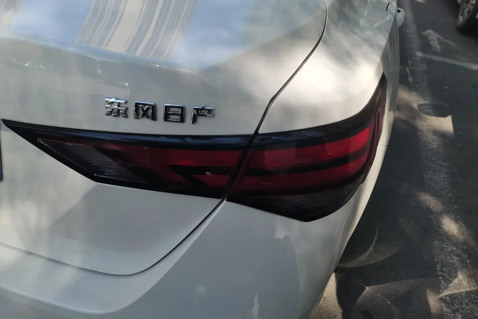 Nissan Sylphy Sylphy 1.6L CVT True Edition 2025 — thumbnail 2