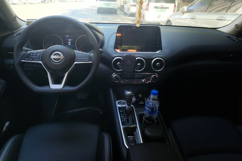 Nissan Sylphy Sylphy 1.6L CVT True Edition 2025 — thumbnail 4