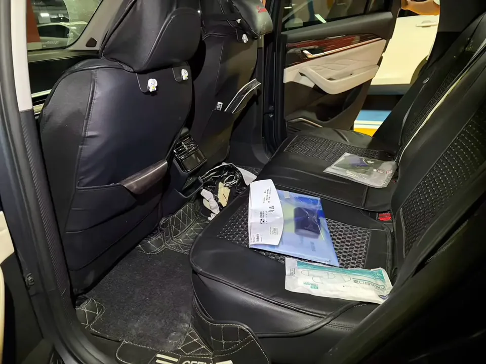 Geely Monjaro 2.0TD High Power Automatic 2WD Flagship Model 2023 — миниатюра 3
