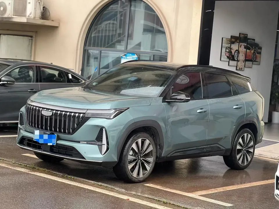 Geely Atlas L 2025