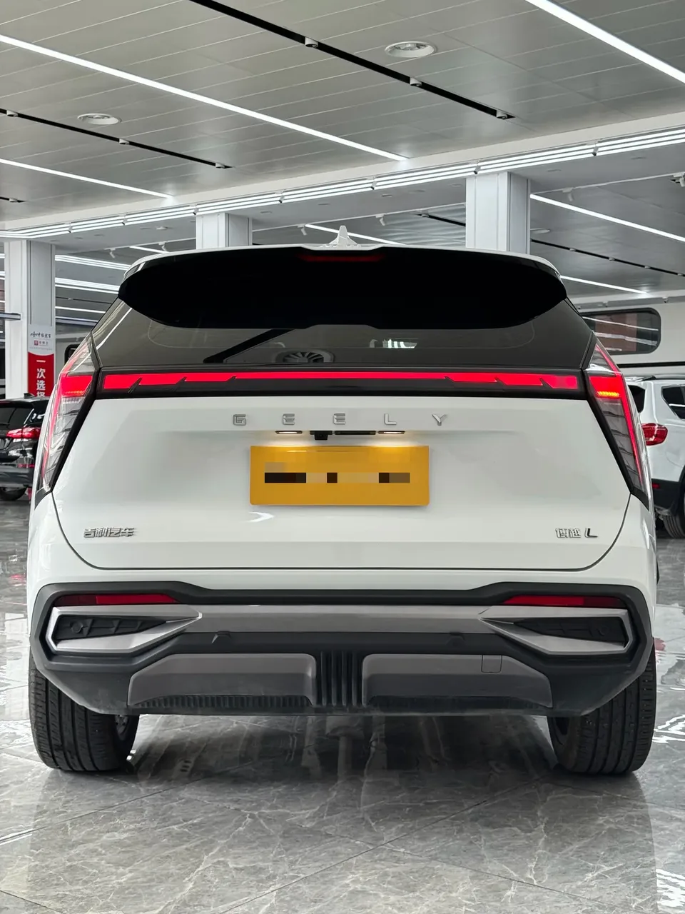 Geely Atlas L Boyue L 2023 1.5TD DCT Premium Edition 2023 — миниатюра 4