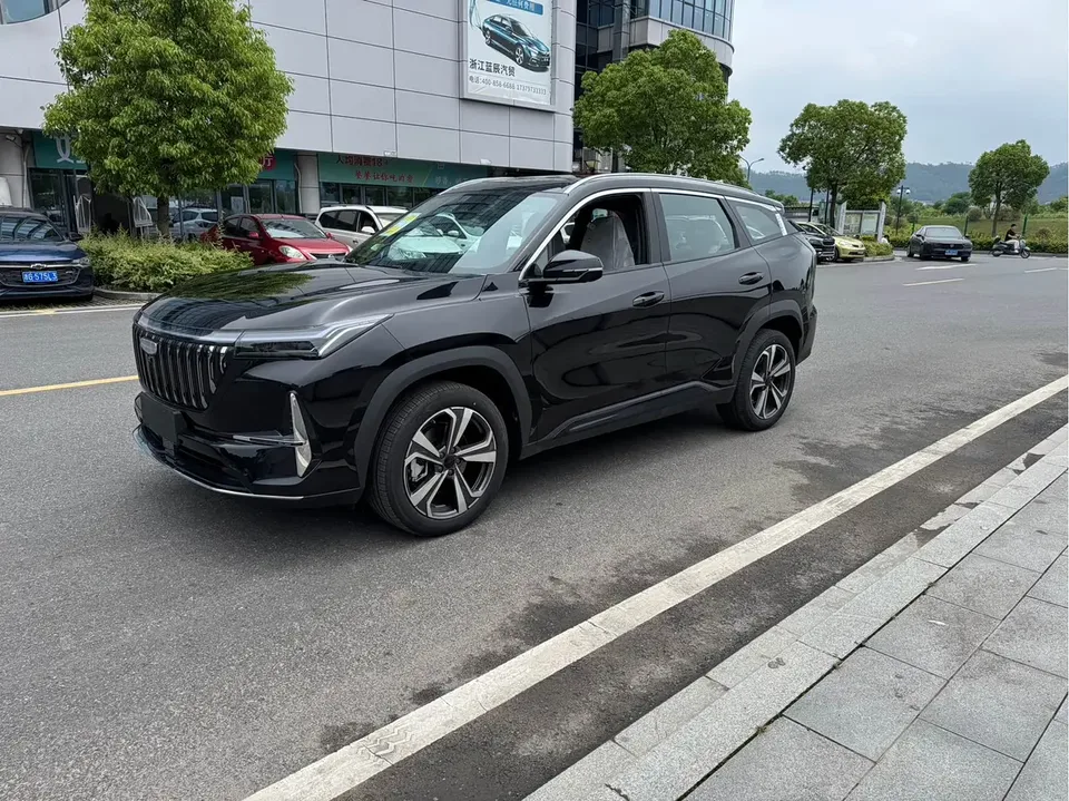 Geely Atlas L 2026