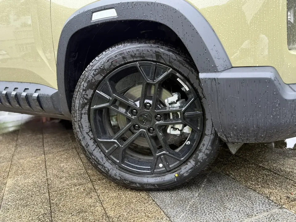 Geely Cowboy Cowboy 2025 1.5TD Wild Edition 2026 — миниатюра 3