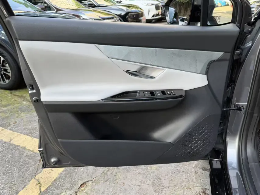 Changan UNI-T Second Generation 1.5T Premium Edition 2023 — миниатюра 3