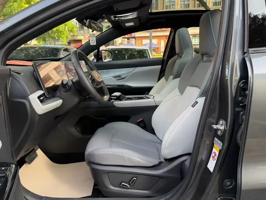 Changan UNI-T Second Generation 1.5T Premium Edition 2023 — миниатюра 4
