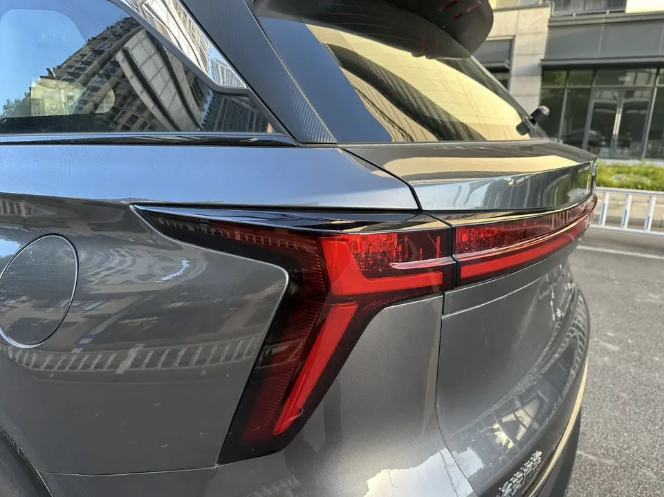 Changan CS75PLUS Changan CS75 PLUS 2026 Third Generation Smart Champion Edition 1.5T New Blue Whale Intelligent Navigation Model 2026 — миниатюра 3