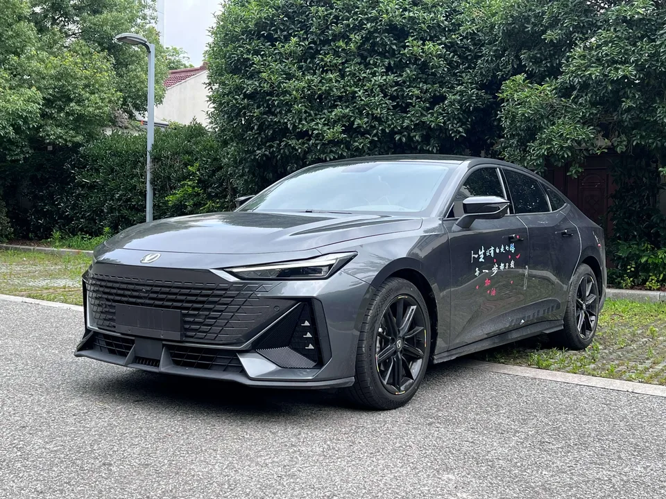 Changan UNI-V 2023