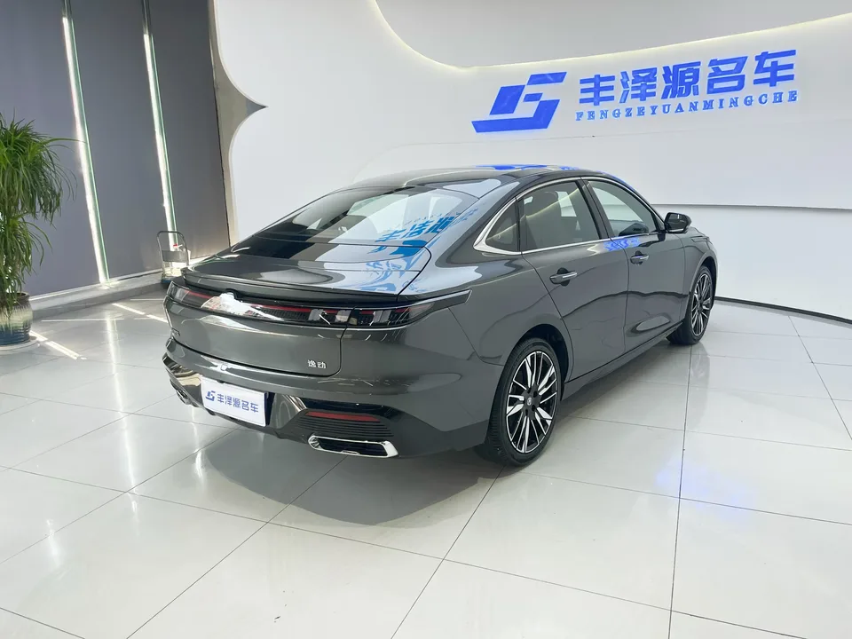 Changan Escape Escape Fourth-generation 1.5T DCT 500Bar Smart Edition 2026 — thumbnail 4