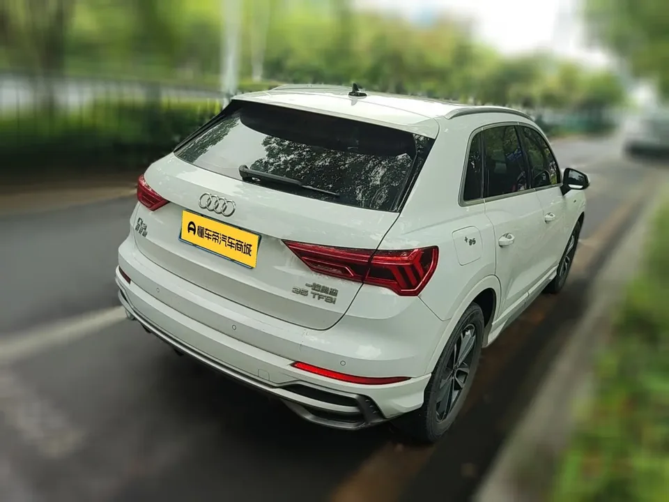 Audi Q3 Audi Q3 2023 35 TFSI aggressive and dynamic model 2023 — миниатюра 4
