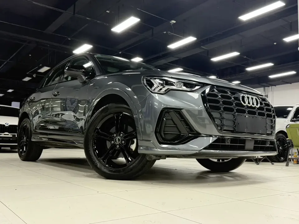 Audi Q3 Audi Q3 2022 35 TFSI Fashionable and Dynamic 2022 — миниатюра 3