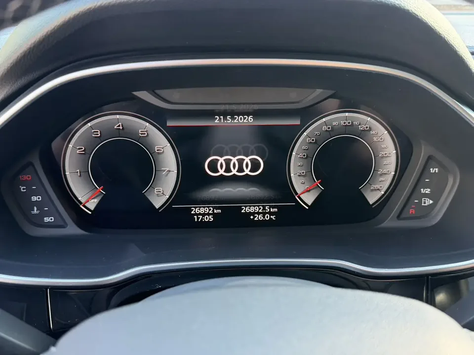 Audi Q3 Audi Q3 2022 35 TFSI Fashionable and Dynamic 2022 — миниатюра 4