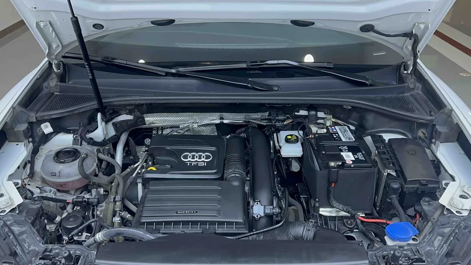 Audi Q3 Audi Q3 2023 35 TFSI Fashionable and Dynamic 2023 — миниатюра 3