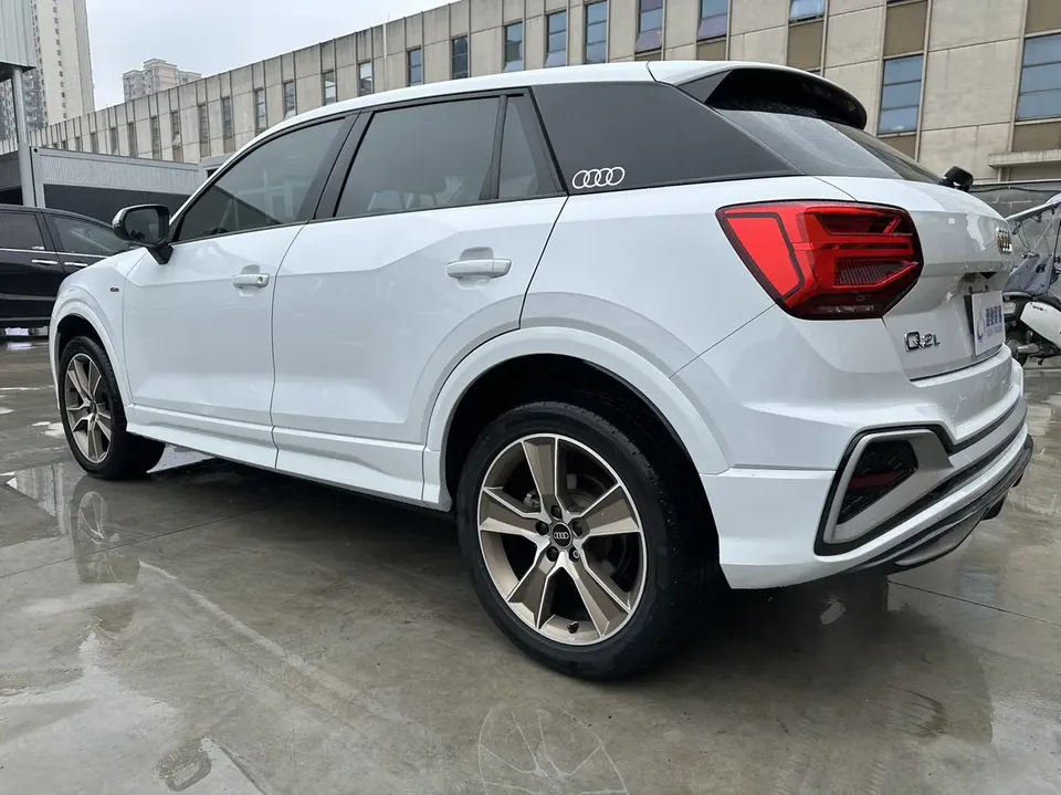 Audi Q2L Audi Q2L 2022 35 TFSI Fashion Dynamic Edition 2022 — миниатюра 2