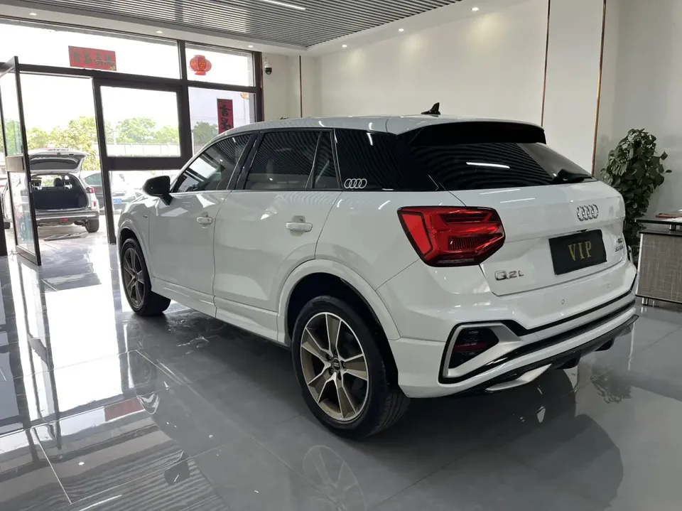 Audi Q2L Audi Q2L 2022 35 TFSI Fashion Dynamic Edition 2022 — миниатюра 4