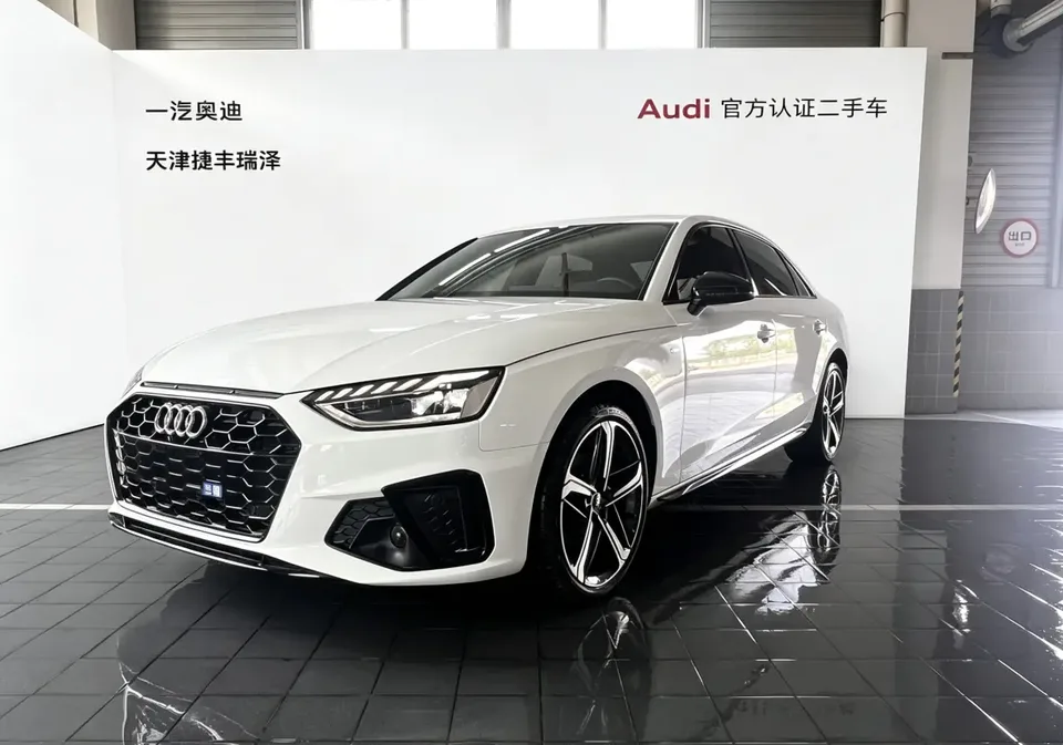 Audi a4 l 2024