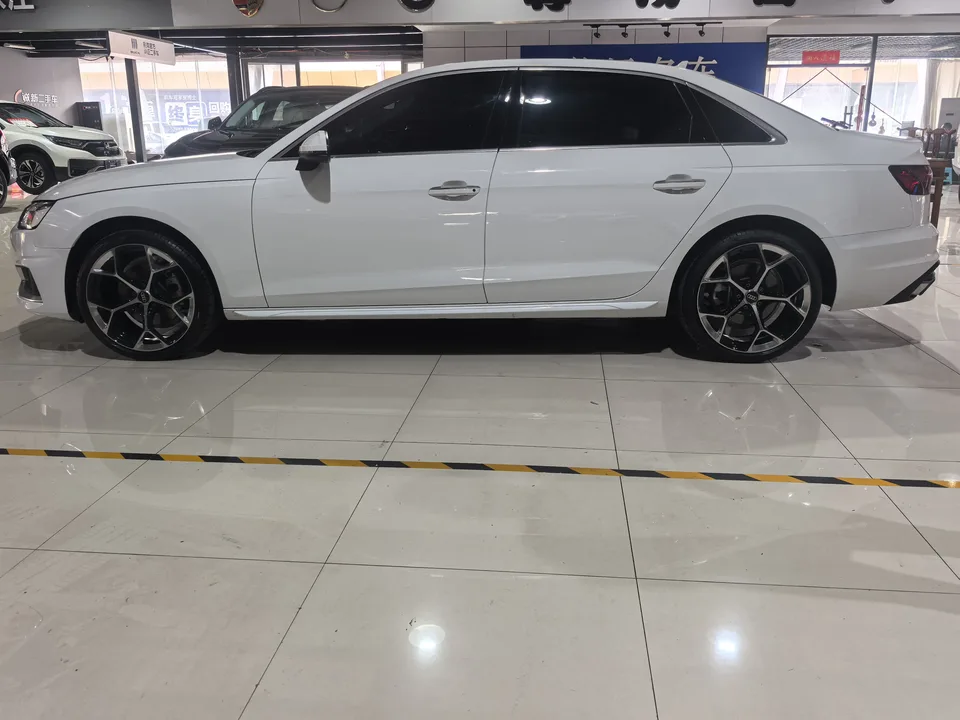 Audi a4 l Audi A4L 2022 40 TFSI Fashion Dynamic Edition 2022 — миниатюра 4