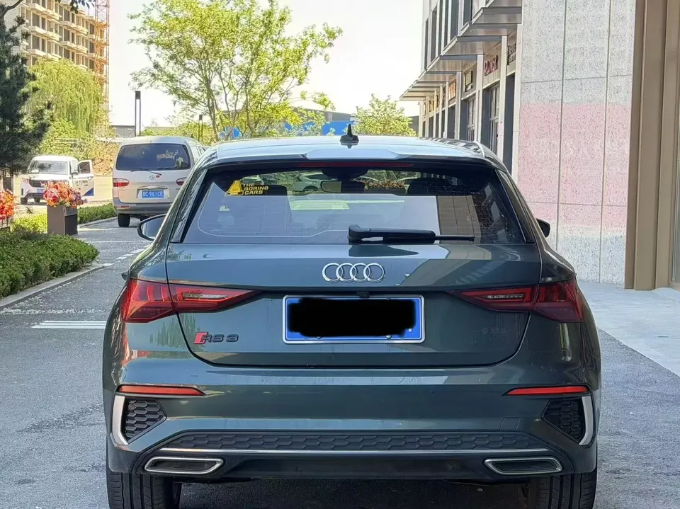 Audi A3 Sportback 35 TFSI stylish and sporty 2022 — миниатюра 2