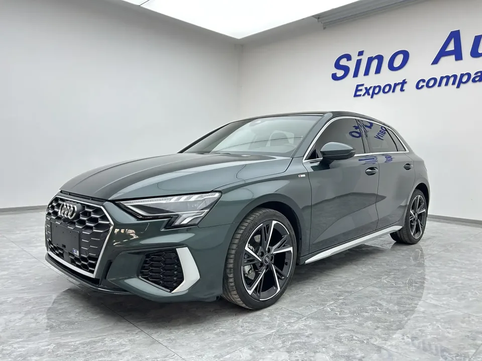 Audi A3 Sportback 35 TFSI Fashionable and Elegant 2022 — фото 1, купить с доставкой в Москву