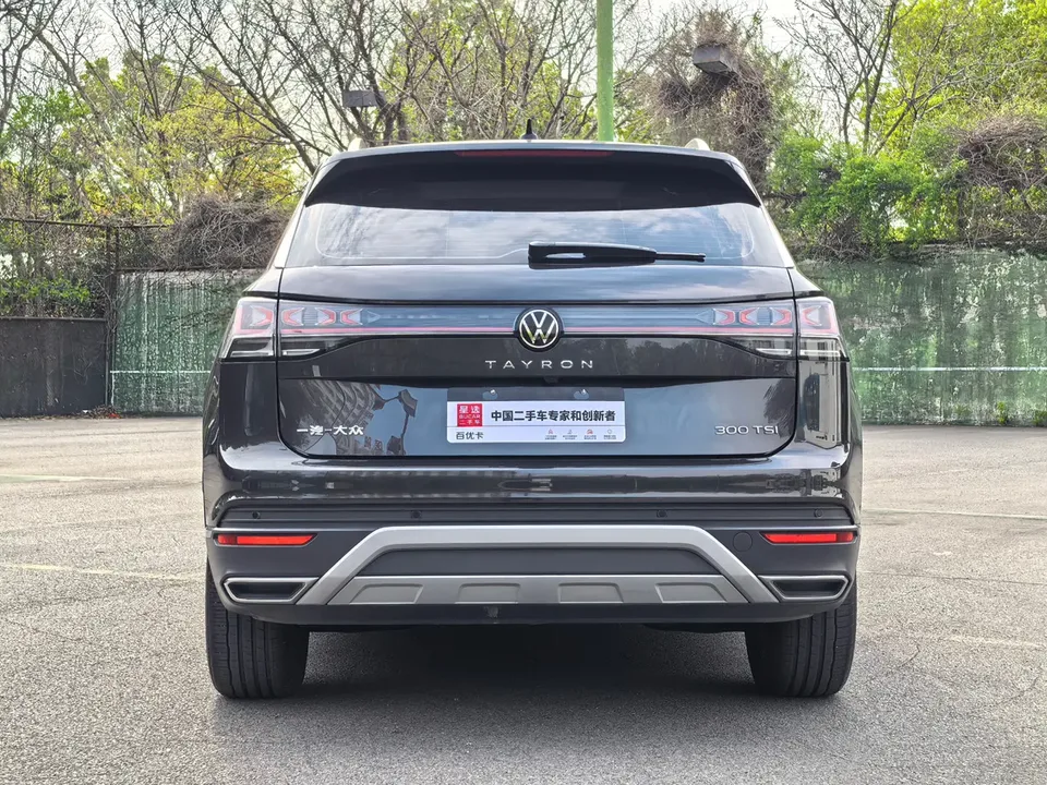 Volkswagen Tayron 300TSI 2WD Luxury Plus Advanced Edition 2024 — миниатюра 2