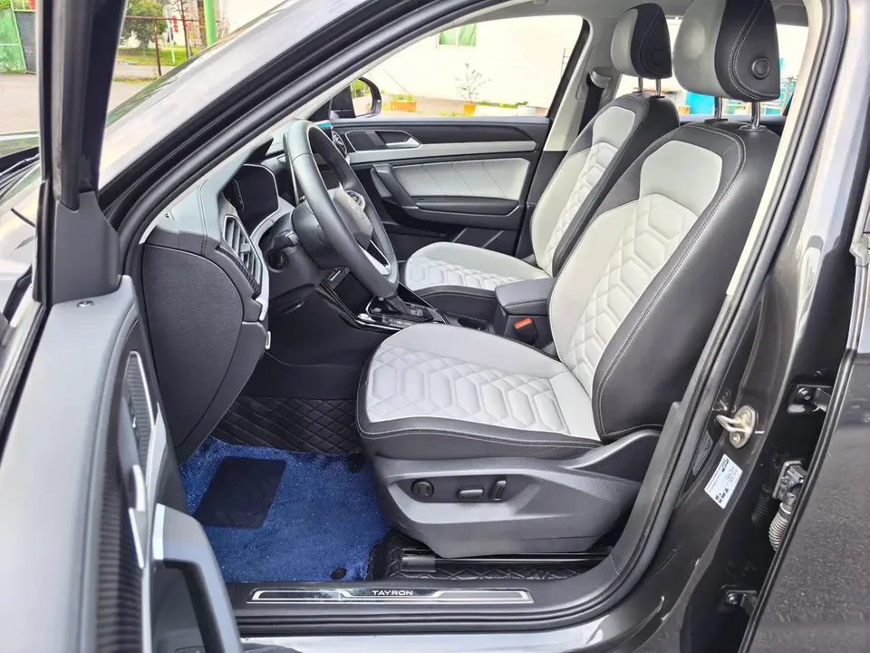 Volkswagen Tayron 300TSI 2WD Luxury Plus Advanced Edition 2024 — миниатюра 5