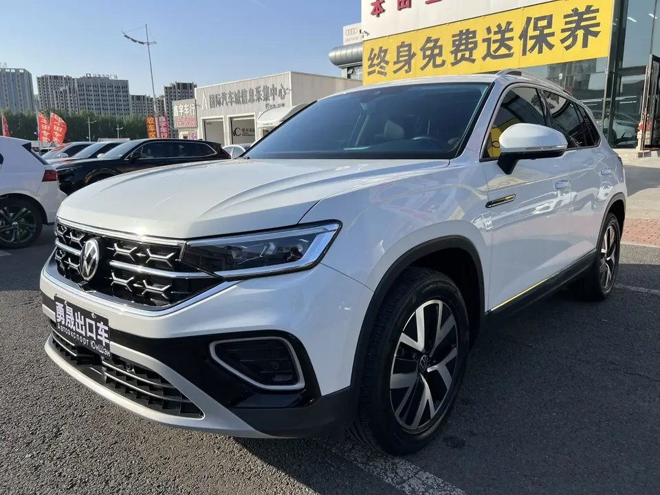 Volkswagen Tayron Tanyue 2023 280TSI 2WD Luxury Plus Advanced Edition 2023 — фото 1, купить с доставкой в Москву