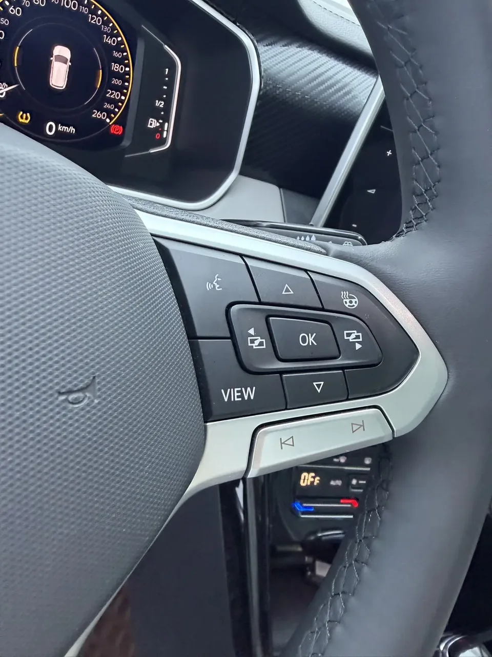 Volkswagen Tayron Tanyue 2023 280TSI 2WD Luxury Plus Advanced Edition 2023 — миниатюра 3