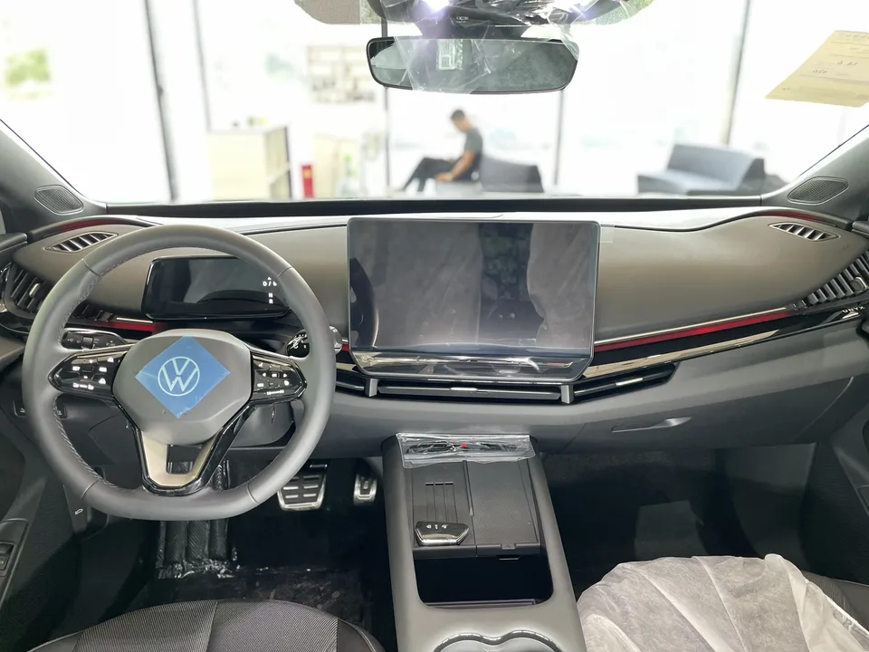 Volkswagen With the crowd06 Pure 2026 — миниатюра 3