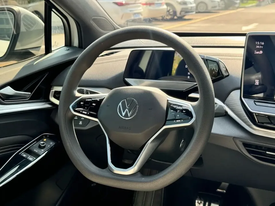 Volkswagen ID.4 Crozz ID.4 CROZZ 2024 ID. Pure Enjoyment Limited Edition 2024 — миниатюра 4