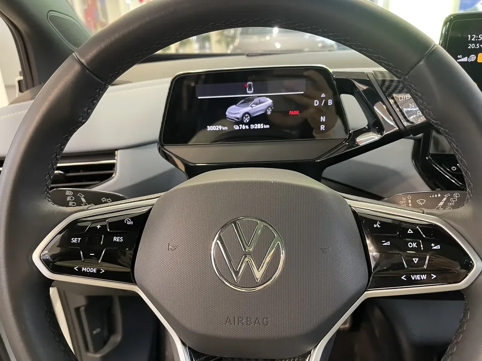 Volkswagen ID.4X Pure Intelligent Edition 2024 — миниатюра 3