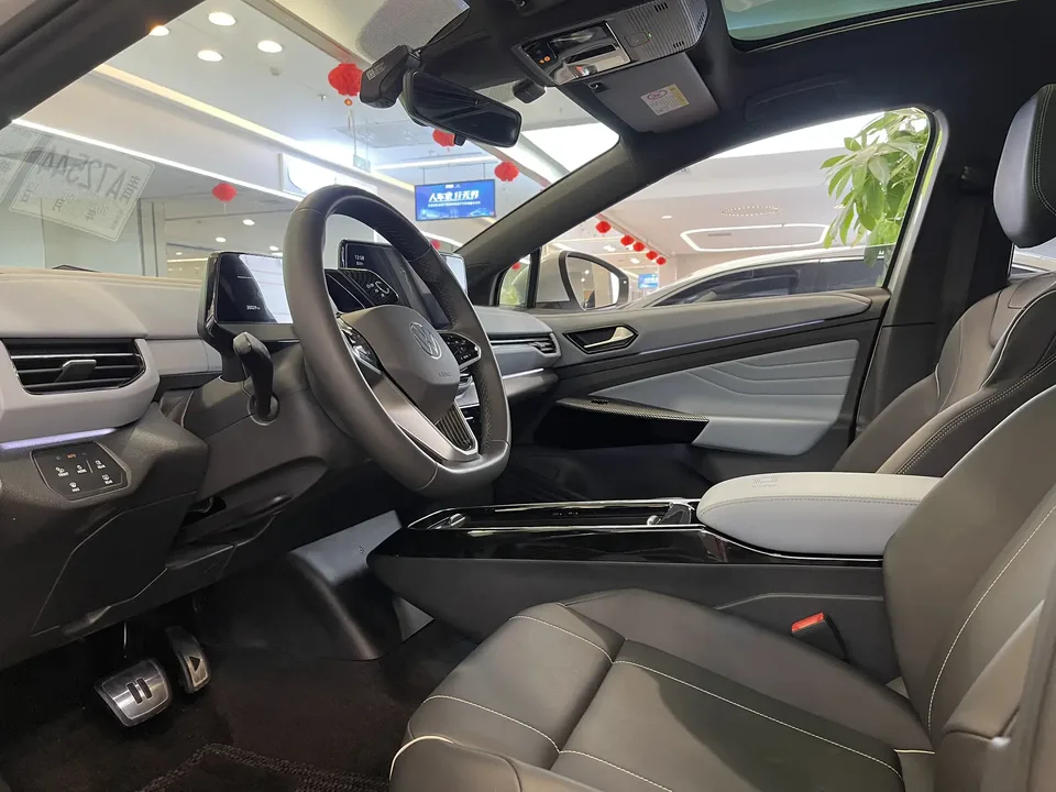 Volkswagen ID.4X Pure Intelligent Edition 2024 — миниатюра 4