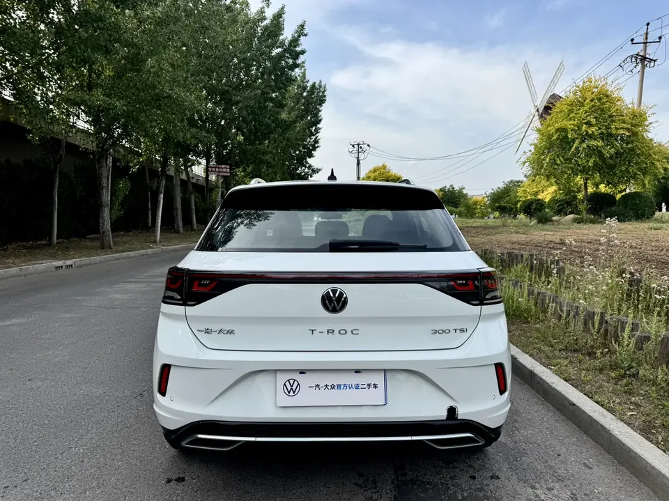 Volkswagen T-Roc 300TSI DSG Chenguang Edition 2024 — миниатюра 2