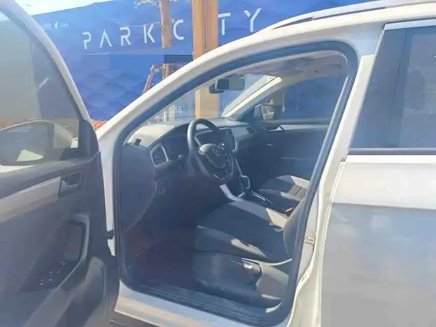 Volkswagen T-Roc Tanyue 280TSI DSG 2WD Elite PLUS 2022 — миниатюра 5