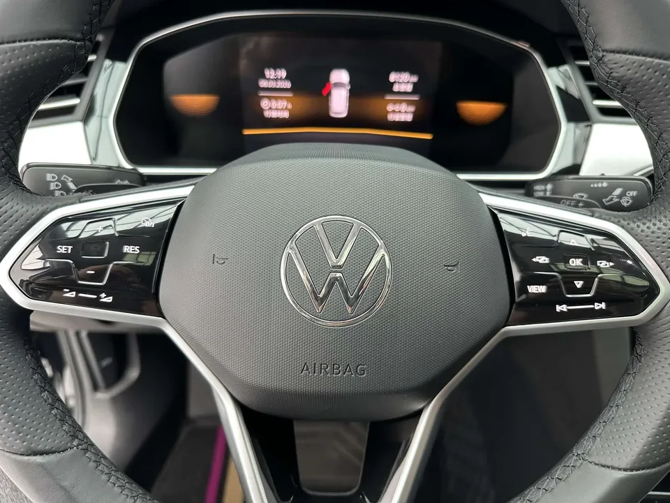 Volkswagen Magotan Magotan 2023 2 million commemorative edition 280TSI DSG comfort model 2024 — миниатюра 4