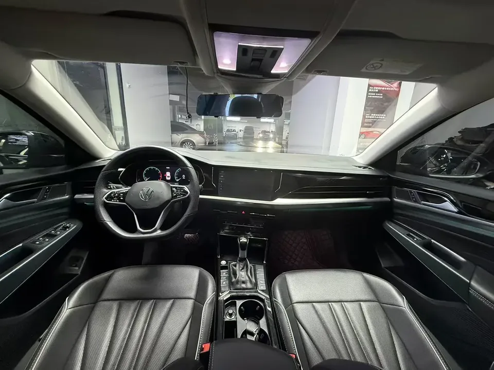 Volkswagen Passat Passat 2024 380TSI Deluxe Edition 2024 — миниатюра 3