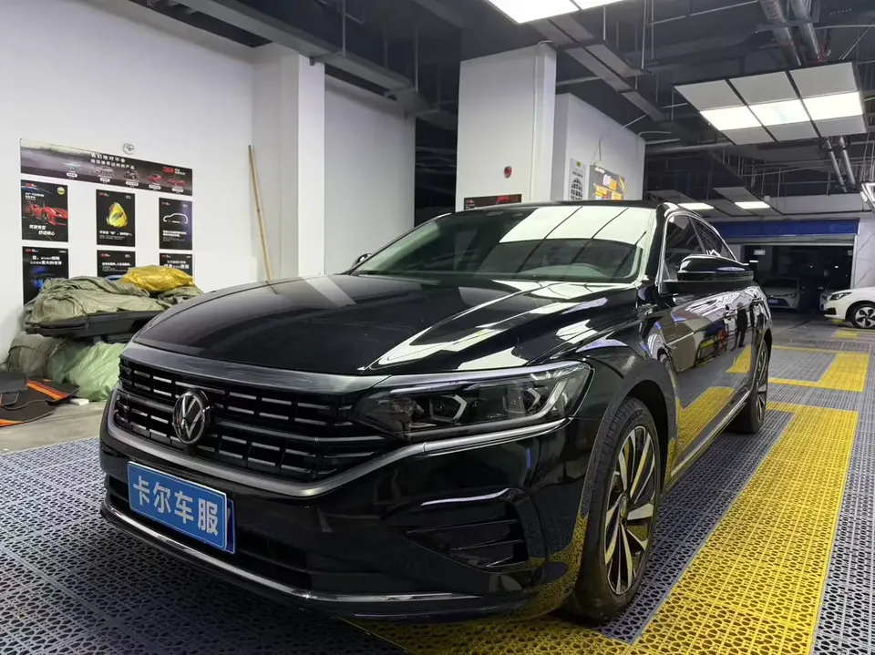 Volkswagen Passat 2024