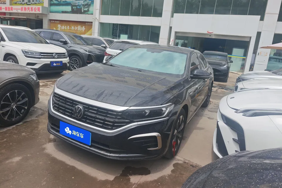 Volkswagen Passat 2023