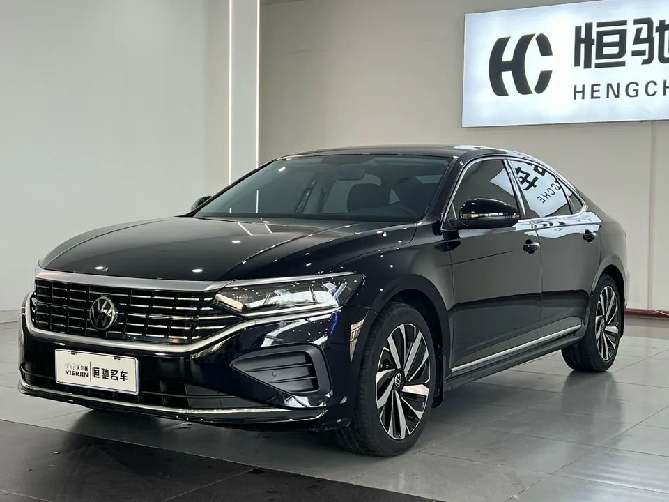 Volkswagen Passat 2024
