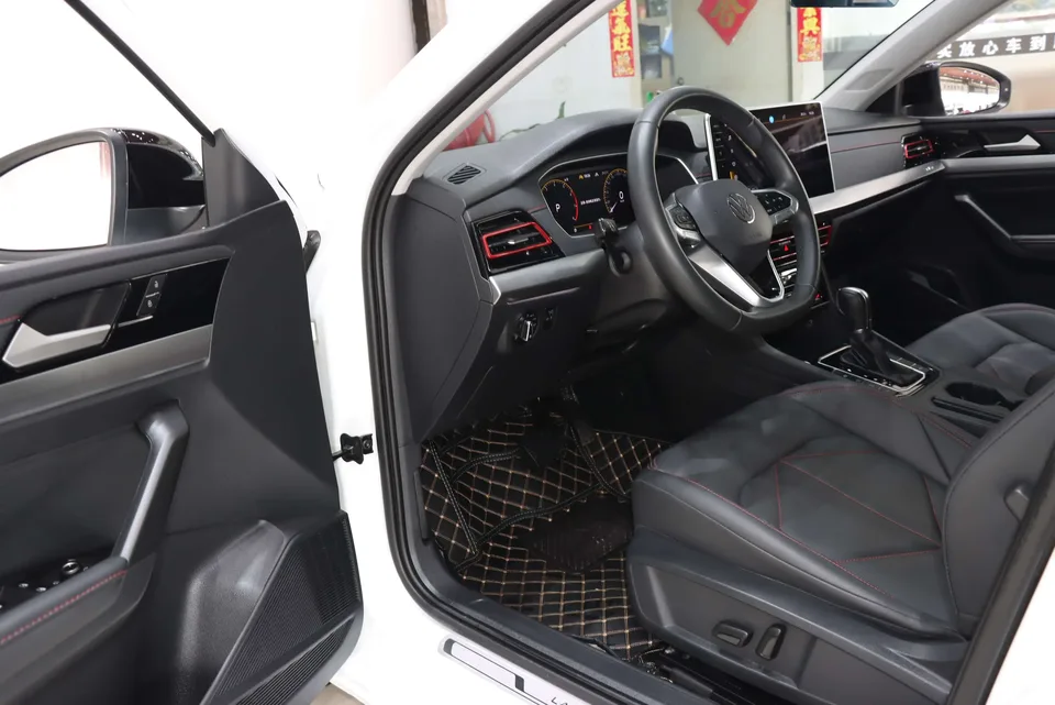 Volkswagen Lavida 300TSI DSG Starry Sky Eternal Edition 2023 — миниатюра 5