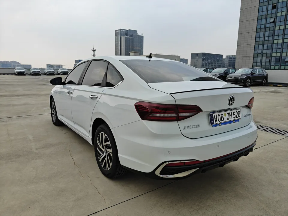 Volkswagen Lavida Lavida 2024 300TSI DSG Starry Sky Leading Edition 2024 — thumbnail 2