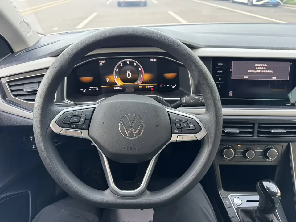 Volkswagen Lavida New 1.5L Automatic New Edition 2023 — миниатюра 3