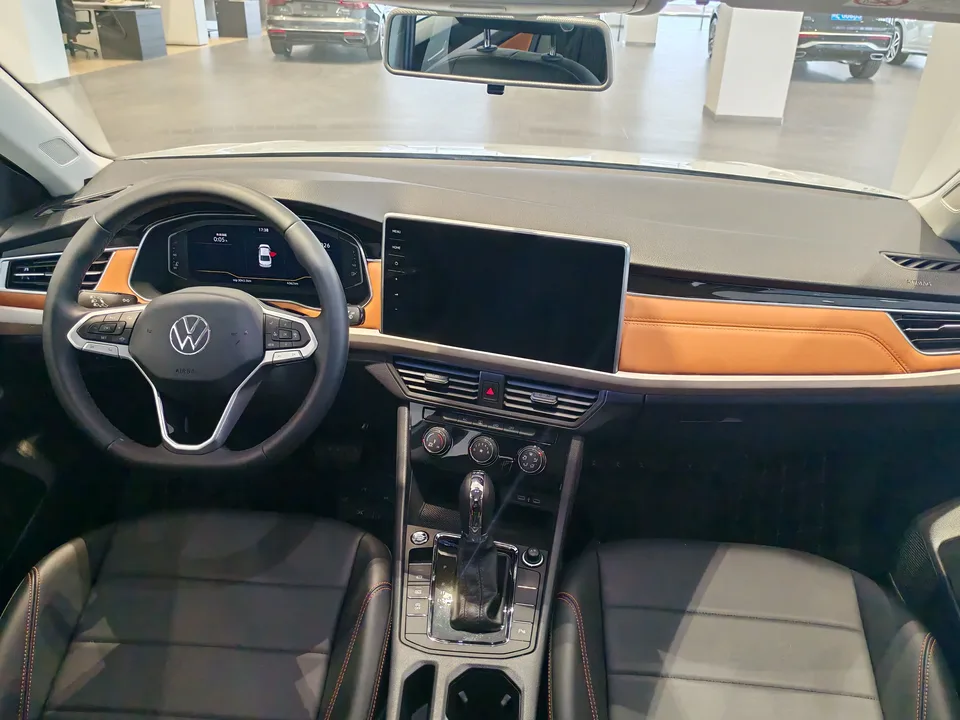 Volkswagen Bora Bora 2024 200TSI DSG Joy Travel PRO Edition 2024 — миниатюра 5