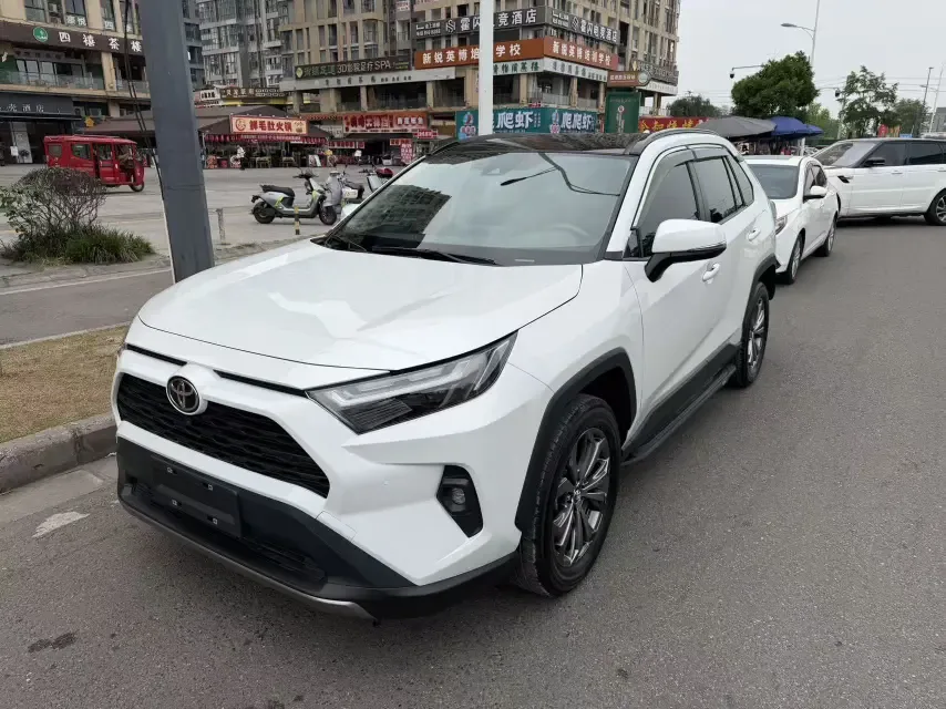 Toyota RAV4 2024