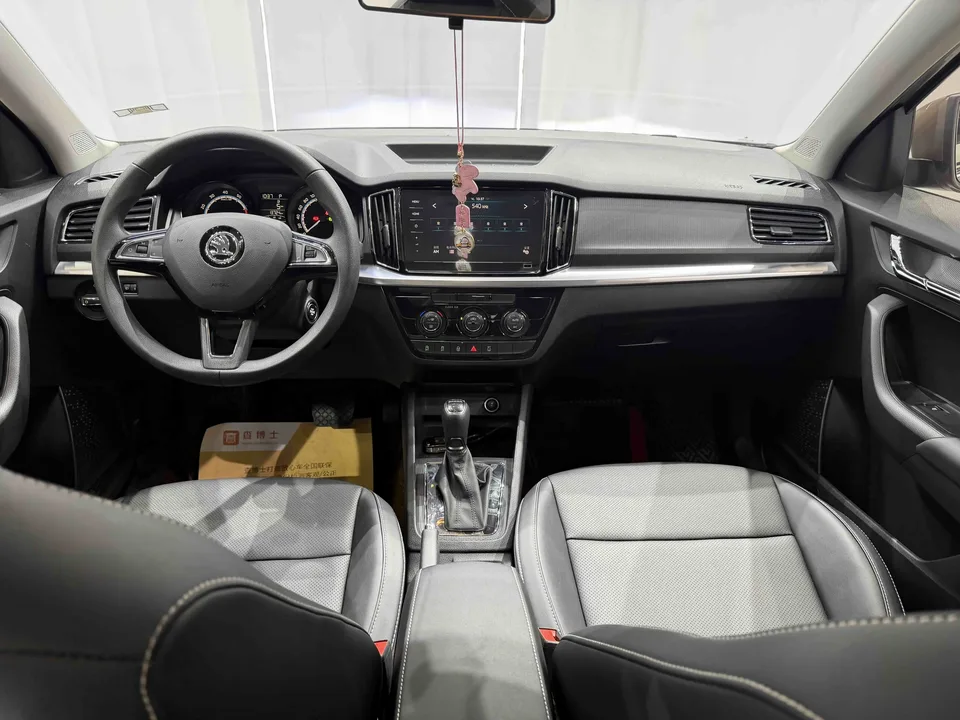 Skoda Comek Comek 1.5L Automatic Comfort Edition 2022 — thumbnail 4