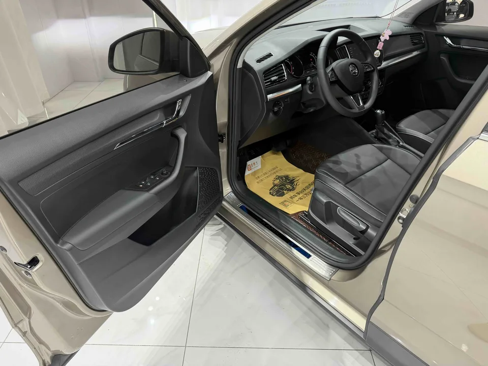 Skoda Comek Comek 1.5L Automatic Comfort Edition 2022 — thumbnail 5