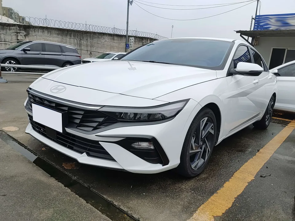 Hyundai Elantra Elantra 1.5L CVT GLX Elite Edition 2023 — photo 1, buy with delivery to Moscow