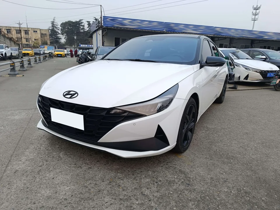 Hyundai Elantra Elantra 1.5L CVT LUX Black Knight Limited Edition 2022 — photo 1, buy with delivery to Moscow