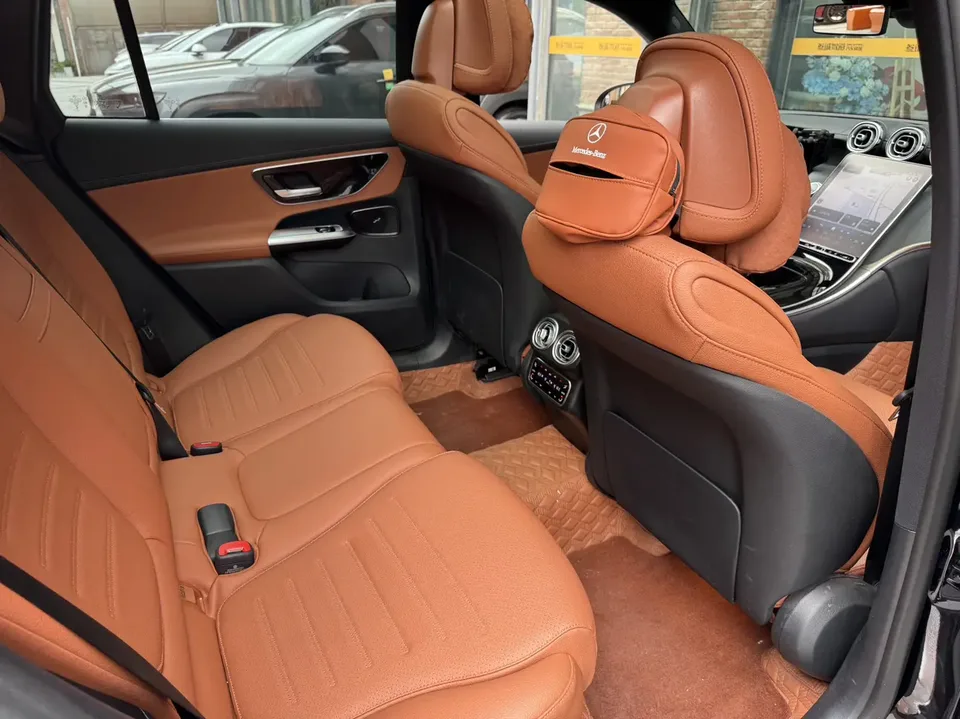 Mercedes-Benz GLC-Class GLC GLC 260 L 4MATIC luxury 5-seater 2024 — thumbnail 4