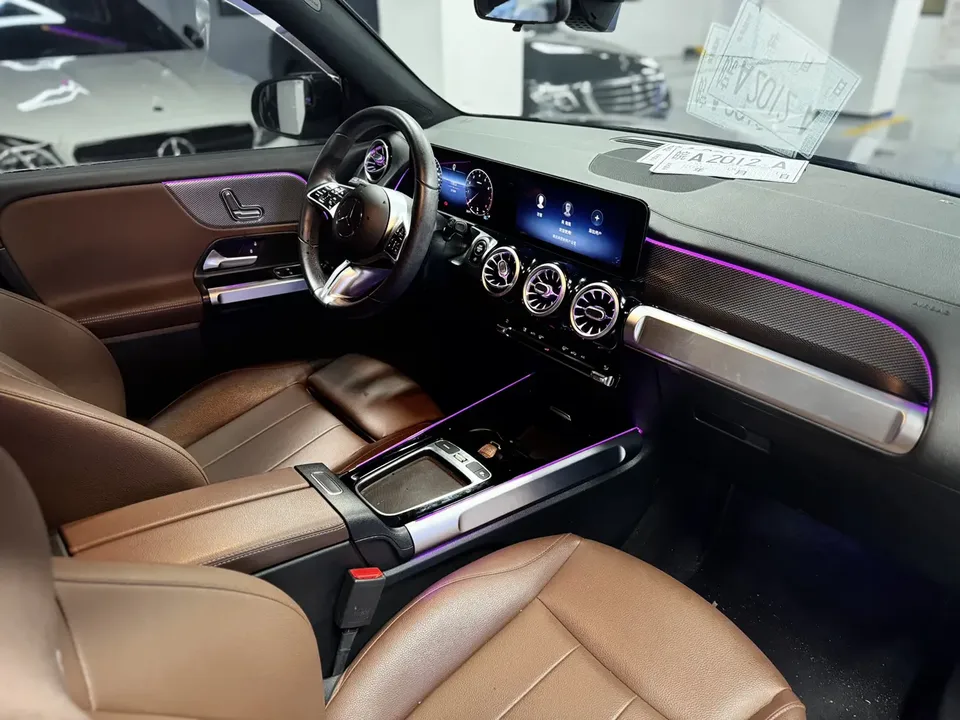 Mercedes-Benz GLB-Class Mercedes-Benz GLB 2024 GLB 200 Dynamic 2024 — миниатюра 4