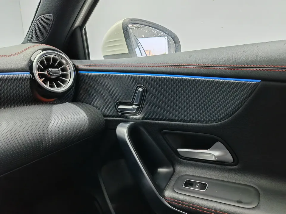 Mercedes-Benz Mercedes Benz A Class Mercedes-Benz A-Class 2023 A 200 L Sports Sedan Fashion Edition 2023 — миниатюра 3