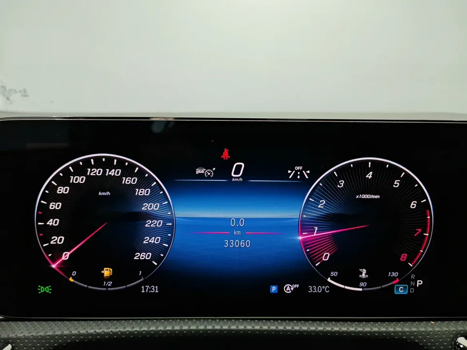 Mercedes-Benz Mercedes Benz A Class Mercedes-Benz A-Class 2023 A 200 L Sports Sedan Fashion Edition 2023 — миниатюра 4